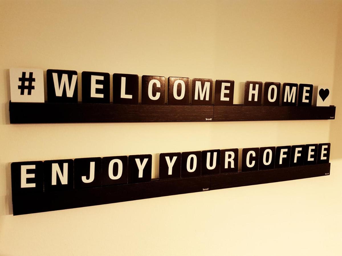 Home, Far Away From Home 2 بودابست المظهر الخارجي الصورة